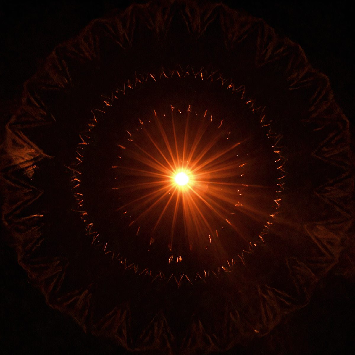 5220 - dark-geometric-patterns-merging-with-bright-light-cre_250708190017_00001.png